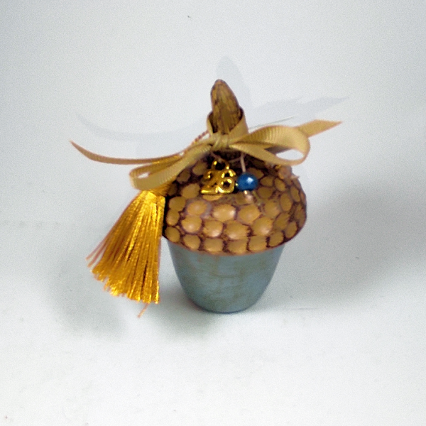 Χειροποίητο κεραμικό βελανίδι