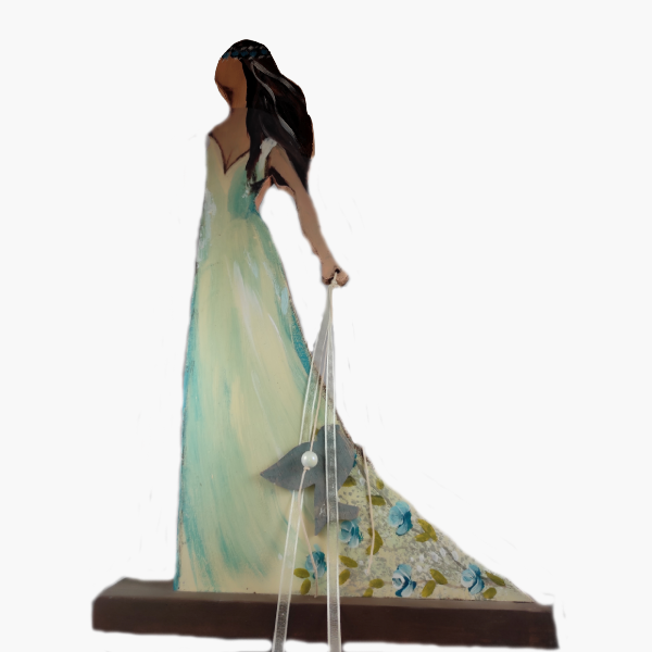 Χειροποίητη επιτραπέζια κοπέλα με περιστέρι