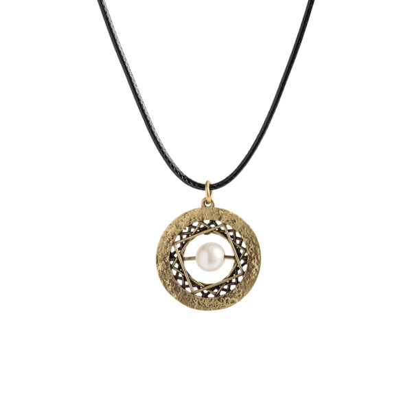 Χειροποίητο κοντό κολιέ με γυάλινη πέρλα