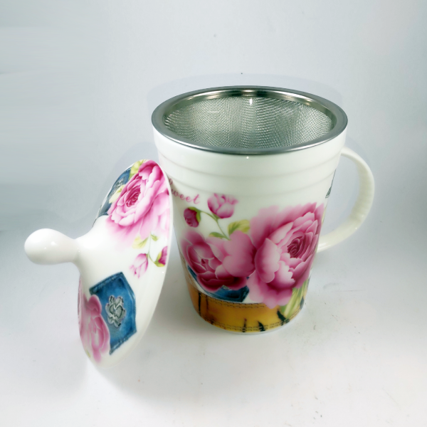 Κεραμική κούπα με καπάκι και σουρωτήρι