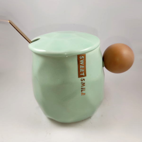 Κεραμική κούπα με ξύλινη λαβή, καπάκι και κουτάλι