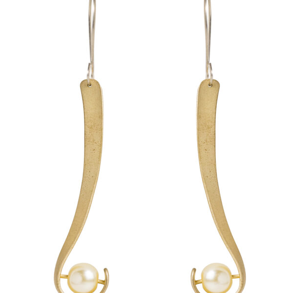 Χειροποίητα σκουλαρίκια με γυάλινη πέρλα